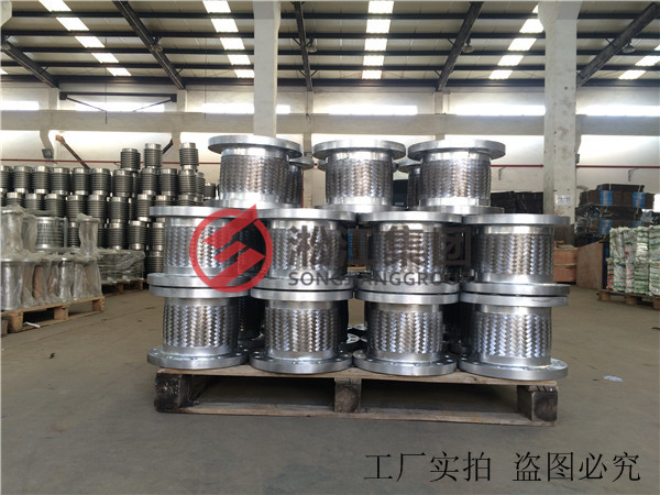 北京不锈钢法兰连接在数控机床中的精密应用与优势解析